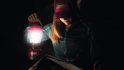 400 Lumens Personal LED Lantern with 4D Battery