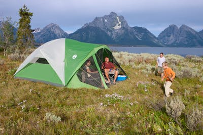 Evanston™ Screened 8 Tent